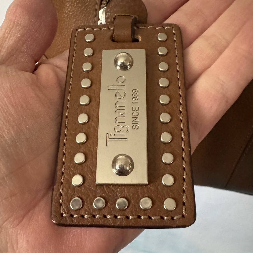 Tignanello Tan Shoulder Bag - Picture 5 of 7